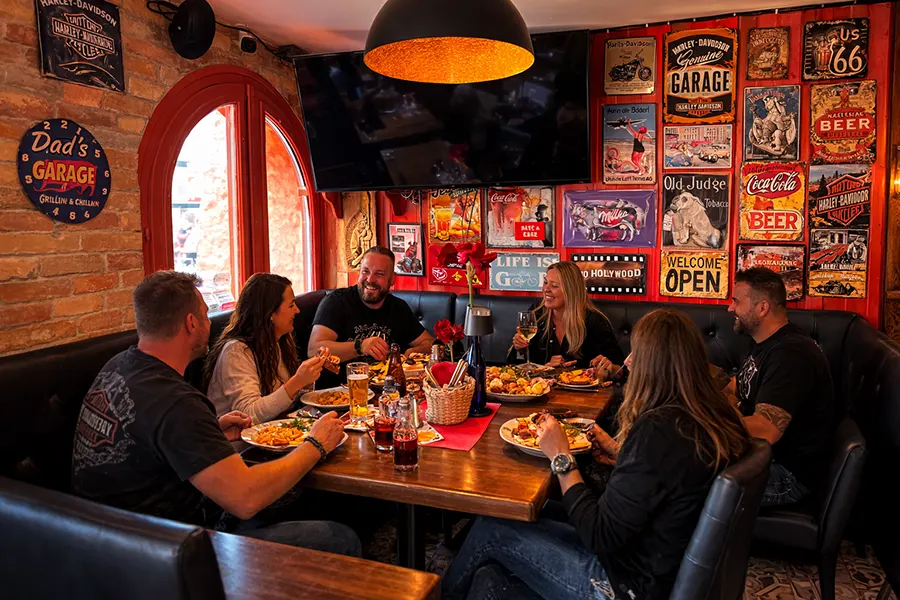 Gondűző étterem és pizzéria - Visegrád - Baráti rendezvények